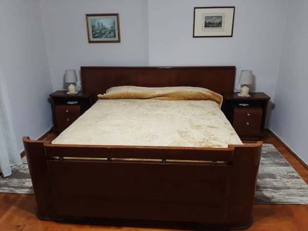 jepet me qera apartament 2+1, Bllok