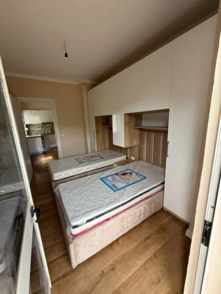 Shkembi Kavajes, shitet apartament 2+1+Aneks+Ballkon Kati 3, 73 m² 85.000 € (Shkembi i Kavajes)