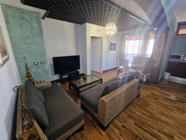 Tirane, shitet apartament 2+1 Kati 7, 105 m² 300.000 € (Abdyl frasheri)