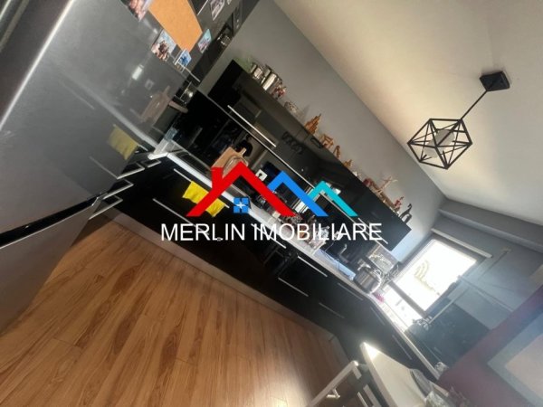 Tirane, jepet me qera apartament 2+1+Ballkon Kati 5, 92 m² 800 € (RRUGA MINE PEZA)