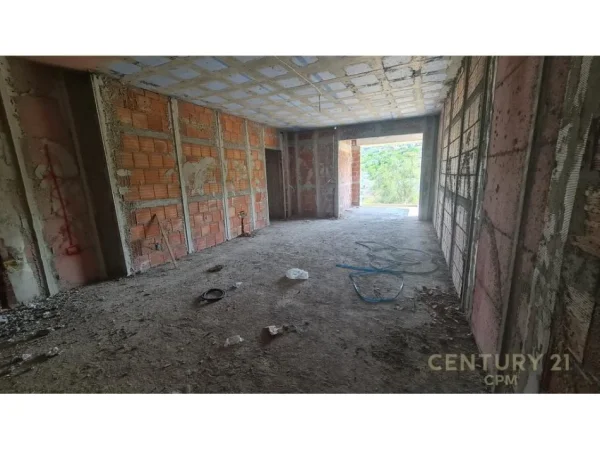 Tirane, shes apartament 2+1+Aneks+Ballkon Kati 1, 124 m² 300.000 € (BEVERLY HILLS, Liqeni i Thate)