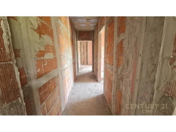 Tirane, shes apartament 2+1+Aneks+Ballkon Kati 1, 124 m² 300.000 € (BEVERLY HILLS, Liqeni i Thate)