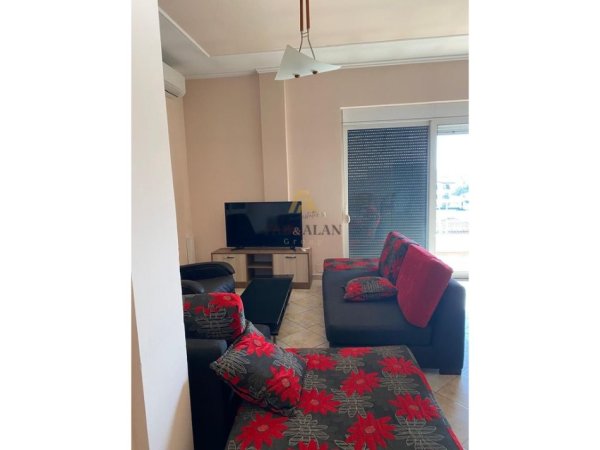 Durres, jepet me qera GODINE , 1.000 m² 4.300 € (Tregu Industrial Durres)