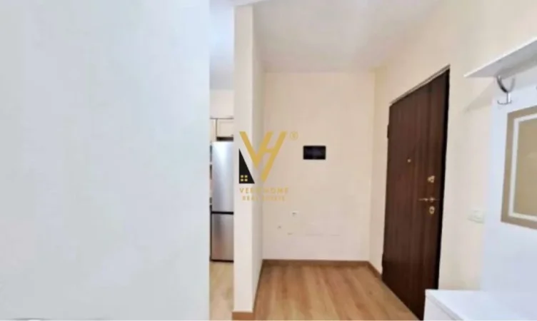 Tirane, jepet me qera apartament 2+1+Ballkon Kati 6, 104 m² 700 € (RRUGA E KAVAJES)