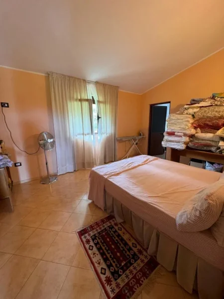 Durres, shitet shtepi 3 Katshe Kati 3, 306 m² 290.000 € (Plepa)