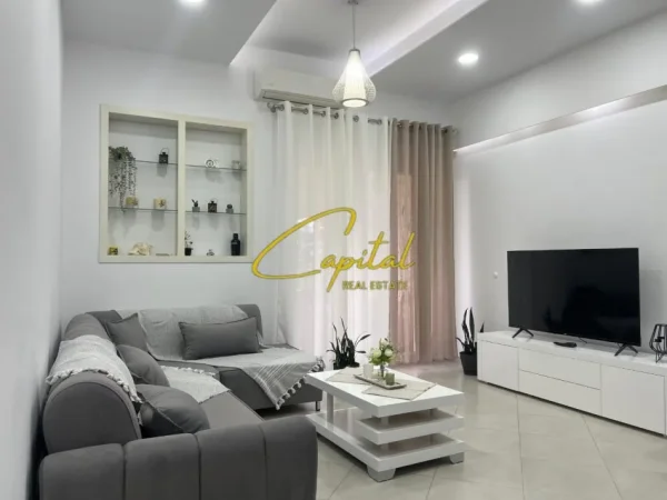 Tirane, jepet me qera apartament 1+1 Kati 1, 65 m² 600 € (KOPSHTI BOTANIK)