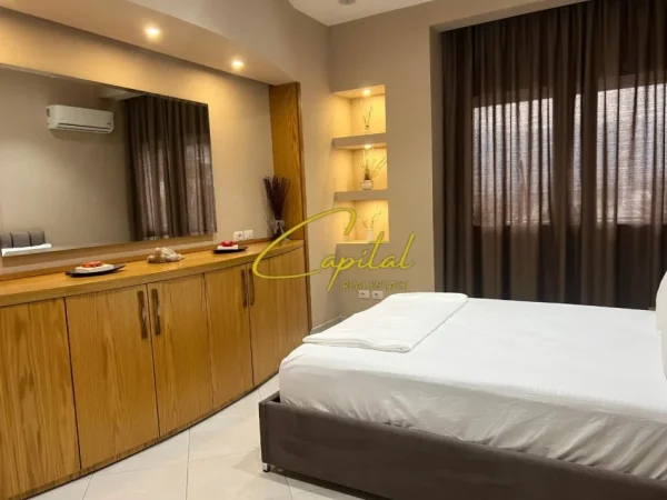 Tirane, jepet me qera apartament 1+1 Kati 1, 65 m² 600 € (KOPSHTI BOTANIK)