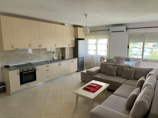 Tirane, shitet apartament 3+1 , 134 m² 221.000 € (Bulevardi i Ri)