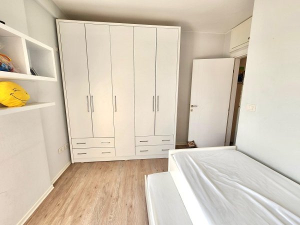 🌟 Me Qira: 2+1+2Ballkone & Lavanteri  📍Ali Demi - Fiks te Fushat (me Pamje Panoramike ) | 650€/muaj | 100% i mobiluar