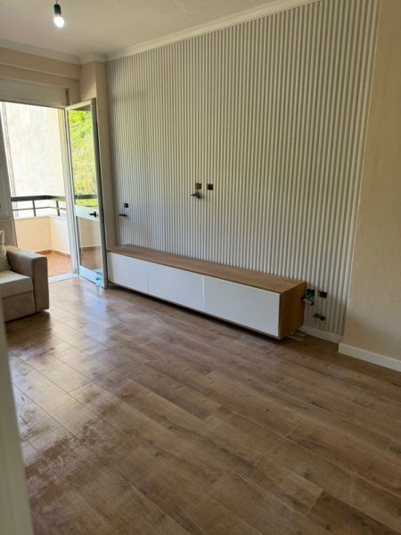 Shkembi Kavajes, shitet apartament 1+1+Aneks+Ballkon Kati 4, 73 m² 73.000 € (Shkembi i Kavajes)