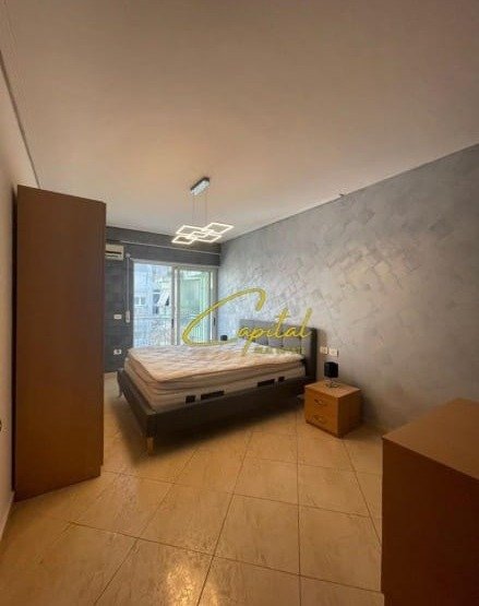 Tirane, shitet apartament 2+1 Kati 4, 98 m² 190.000 € (ISH PARKU)