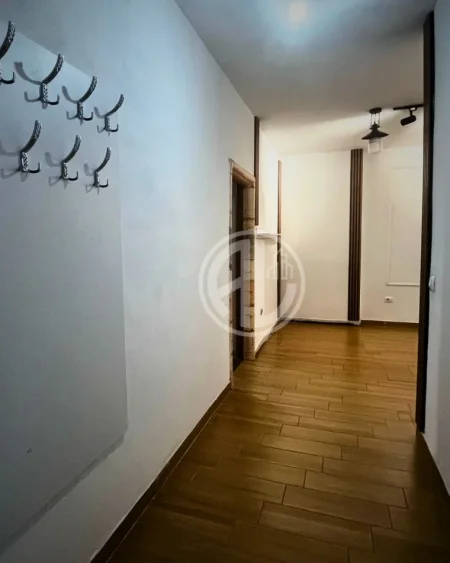 Durres, shitet 1+1 Kati 1,