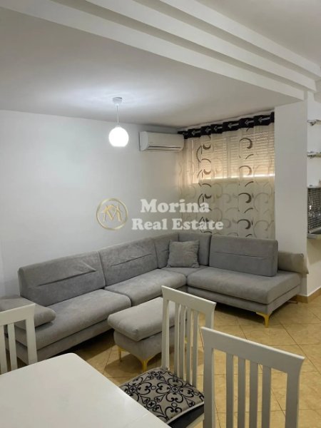 Tirane, jepet me qera apartament 2+1 Kati 3, 99 m² 550 € (Kopshti Zologjik)