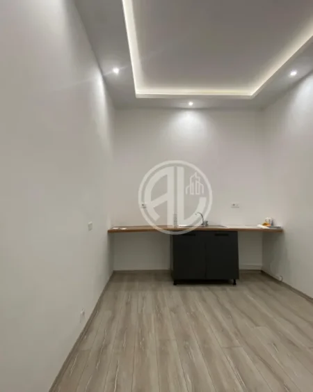 Ambient Biznesi 3+1 per Qira Bulevardi Dyrrah, Durres!