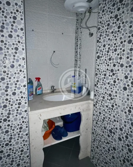 Durres, shitet apartament 1+1+Aneks Kati 8,