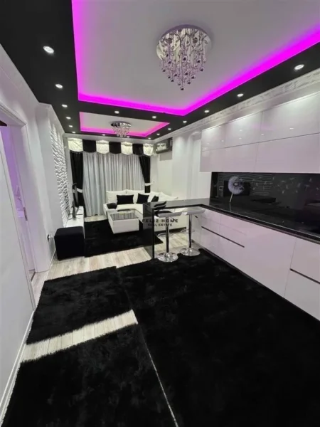 Tirane, jepet me qera apartament 2+1+Ballkon Kati 3, 70 m² 600 € (FRESK)