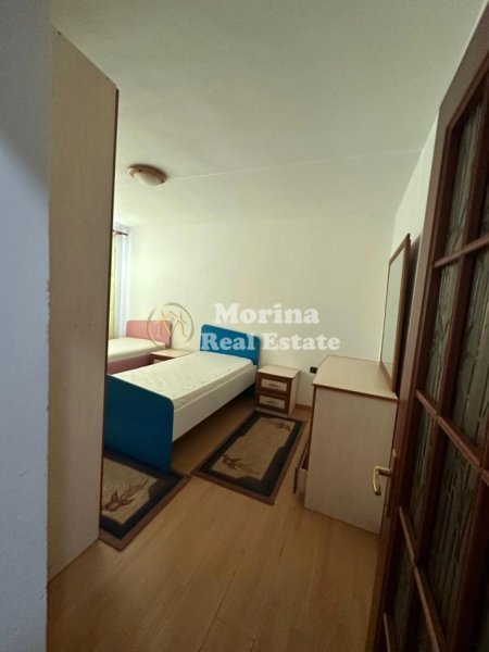 Tirane, jepet me qera apartament 1+1 Kati 1, 70 m² 350 € (Restorant Durresi)