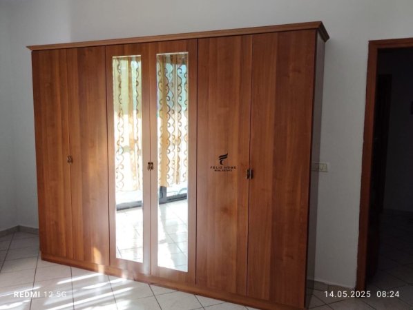 Tirane, jepet me qera apartament 2+1+Ballkon Kati 2, 80 m² 700 € (BRRYL)