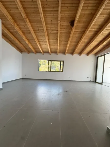 Sarande, shes apartament+verande | Penthouse 3+1+Ballkon Kati 9, 179 m² 350.000 € (Sarande)