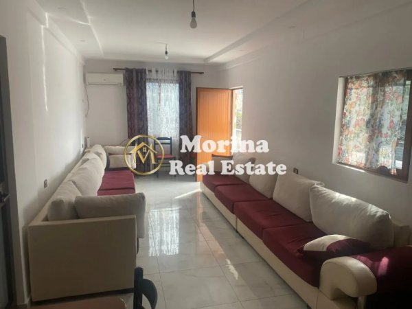 Tirane, jepet me qera Vile 2+1 Kati 2, 120 m² 400 € (Laprake)