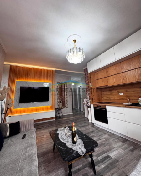 Tirane, shitet apartament 2+1 Kati 4, 88 m² 139.000 € (Yzberisht)