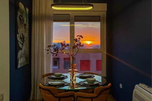Tirane, jepet me qera 1+1+Ballkon Kati 9, 60 m² 500 € (Kompleksi Mangalem)