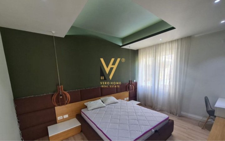 Tirane, jepet me qera apartament 2+1+Ballkon Kati 2, 100 m² 800 € (KODRA E DIELLIT 1)