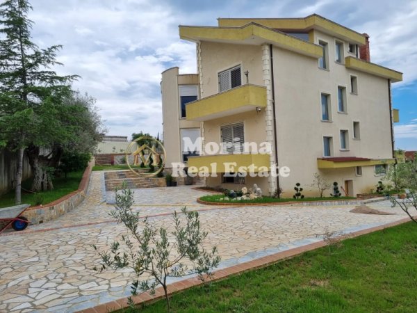 Tirane, jepet me qera Vile 3 Katshe Kati 0, 260 m² 5.000 € (Fresku-Linze)
