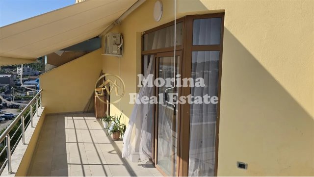 Tirane, jepet me qera apartament 2+1+Ballkon Kati 5, 100 m² 420 € (Yzberisht)