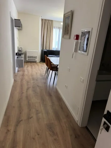 Tirane, jepet me qera apartament 2+1 Kati 2, 80 m² 650 € (Selitë)