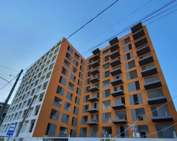 Tirane, shitet apartament 3+1+Ballkon Kati 9, 132 m² 240.000 € (Xhamllik)