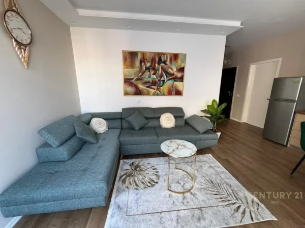 Tirane, jap me qera apartament 2+1 Kati 3, 85 m² 1.200 € (Rruga e Barrikadave)