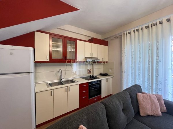 Tirane, jepet me qera apartament 2+1+Ballkon Kati 2, 120 m² 1.250 € (Rruga e Dibres)