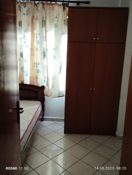 Tirane, jepet me qera apartament 2+1 Kati 1, 80 m² 700 € (Bulevardi Zhan D’Ark)