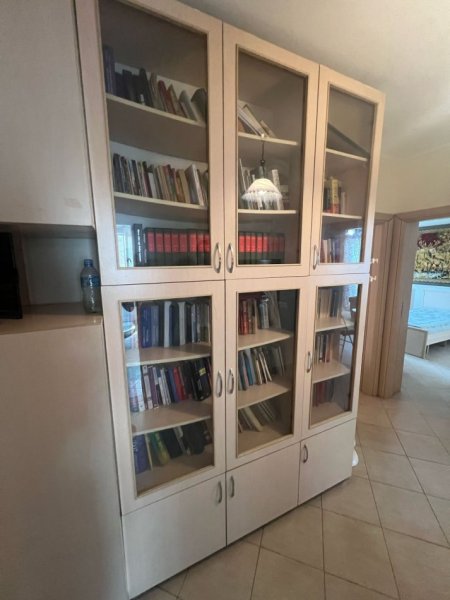Tirane, jepet me qera apartament 2+1 Kati 6, 60 m² 550 € (pazari i ri)