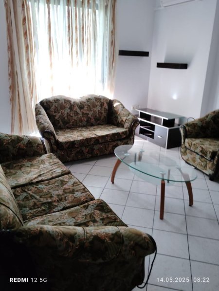 Tirane, jepet me qera apartament 2+1 Kati 2, 80 m² 650 € (Brryli)