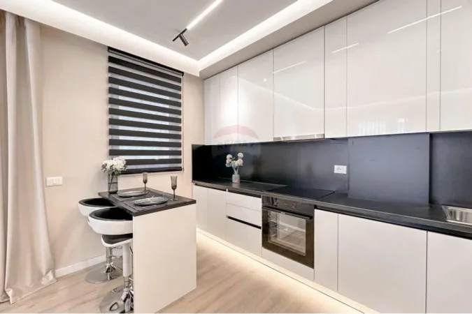 Tirane, shitet apartament 2+1 , 106 m² 275.000 € (Pazari i ri)