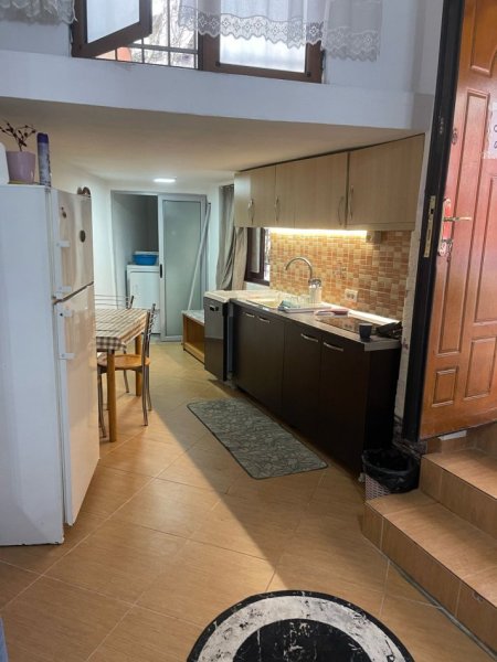 Tirane, jepet me qera apartament 1+1 Kati 1, 62 m² 450 € (Komuna Parisit)