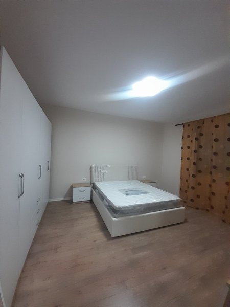 Tirane, jepet me qera Vile 1+1+Ballkon Kati 1, 70 m² 350 € (Rruga 5 Maj)