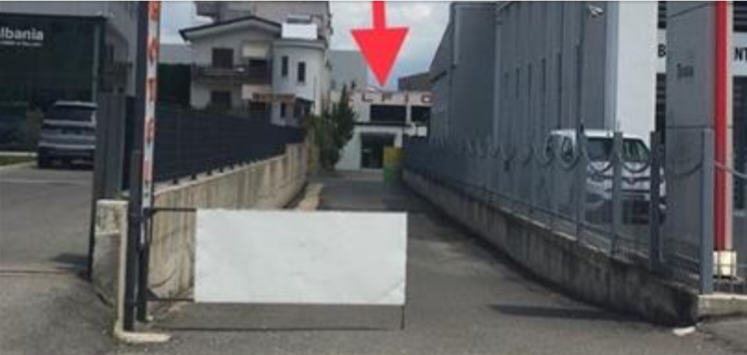 Shitet Kapanon 2.222 m² Autostrada km 5 tirane