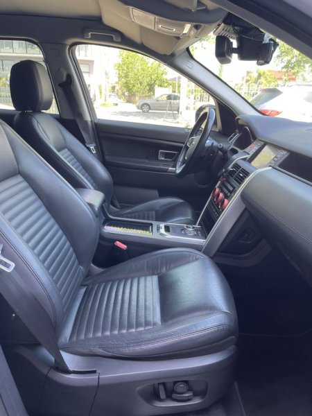 Fier, shes makine Land Rover Discovery Sport Nafte, e bardhë automatik 167.000 km 15.500€