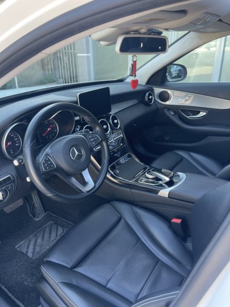 Fier, shes makine Mercedes benz C220d 2016 Nafte, e bardhë automatik 152.000 km 17.500 €
