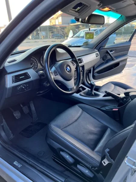 Elbasan, shitet makine BMV Benzin, gri metalizato manuale Kondicioner 175 km 4.500 €