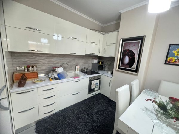 Tirane, shitet apartament 1+1+Ballkon Kati 6, 63 m² 93.000 € (Shitet apartament 1+1 ne Astir)