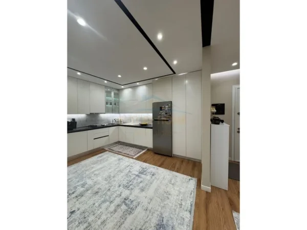 Tirane, shitet apartament 3+1 Kati 4, 118 m² 290.000 € (Kompleksi Turdiu)