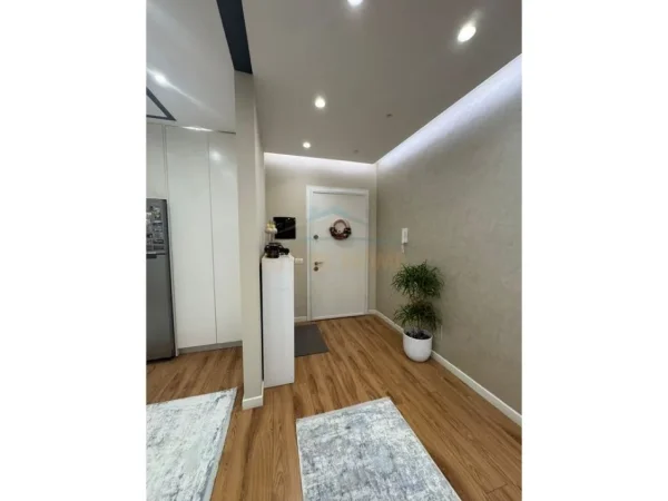 Tirane, shitet apartament 3+1 Kati 4, 118 m² 290.000 € (Kompleksi Turdiu)