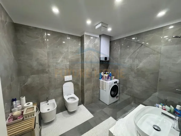 Tirane, shitet apartament 3+1 Kati 4, 118 m² 290.000 € (Kompleksi Turdiu)