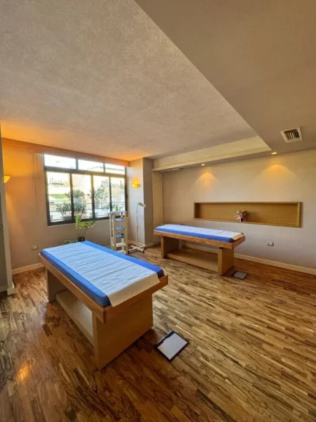 Tirane, shitet apartament 3+1 , 199.000 € (Ish Restorant Durresi)