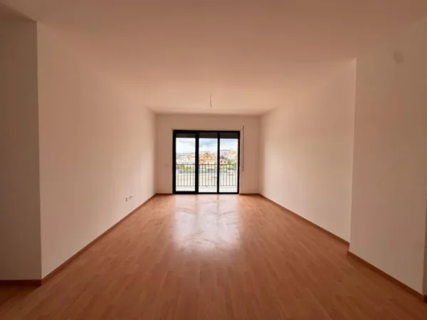 Tirane, shitet 1+1 , 112.000 € (Ish Dogana)