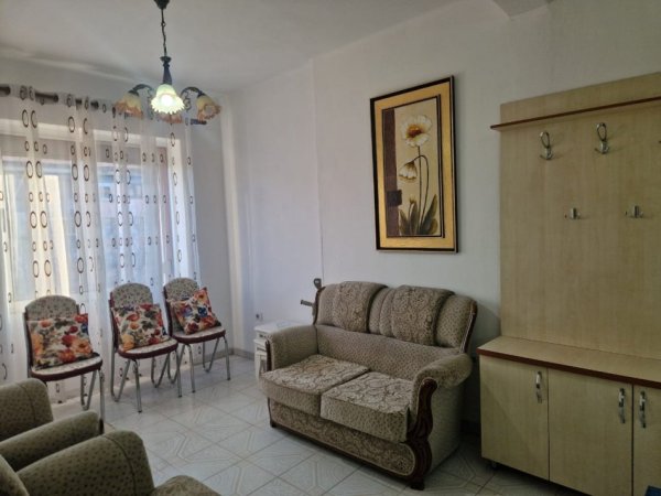 Tirane, jepet me qera apartament Kati 3, 90 m² 600 € 